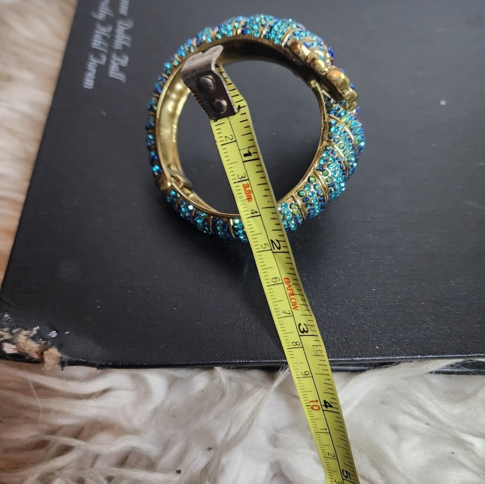 Heidi Daus Jewel Tones Crystal Lobster Cuff NiB - Picture 6 of 13